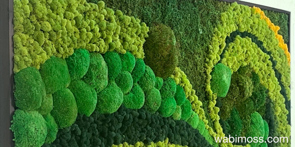 Curved line moss wall art in modern interior